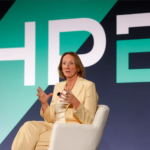 HPE הוכרזה כמובילה ב-Gartner® Magic Quadrant™  לשנת 2025 לשירותי צריכת פלטפורמת תשתית